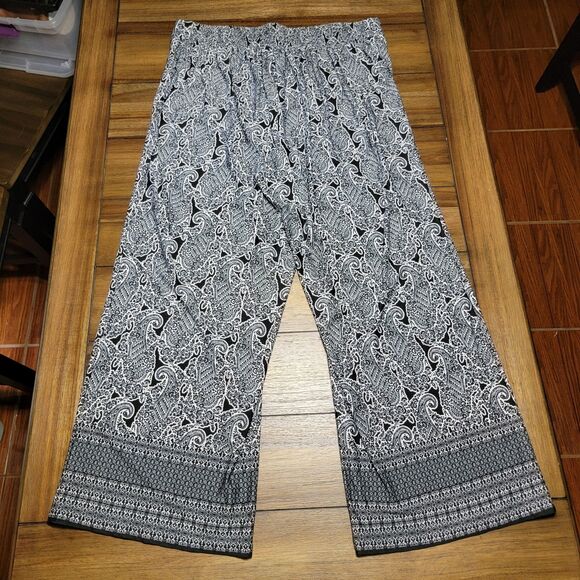 Zac & Rachel Woman B&W Paisley Pants - Size 2X - Picture 4 of 6